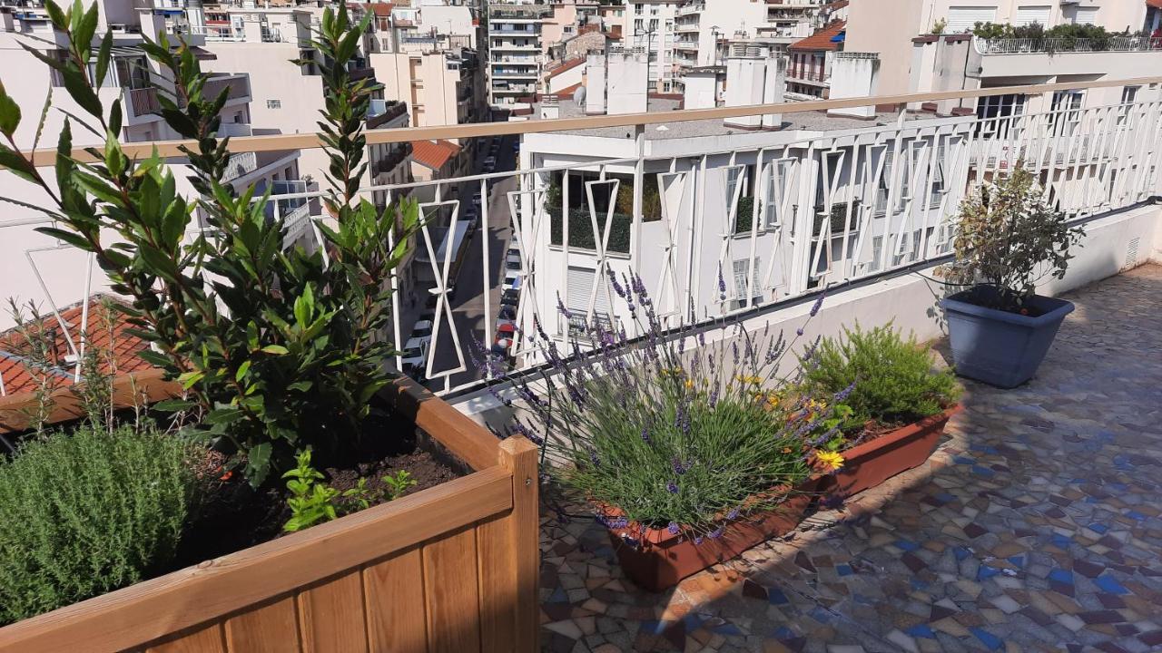 Villa Sur Le Toit Ница Екстериор снимка